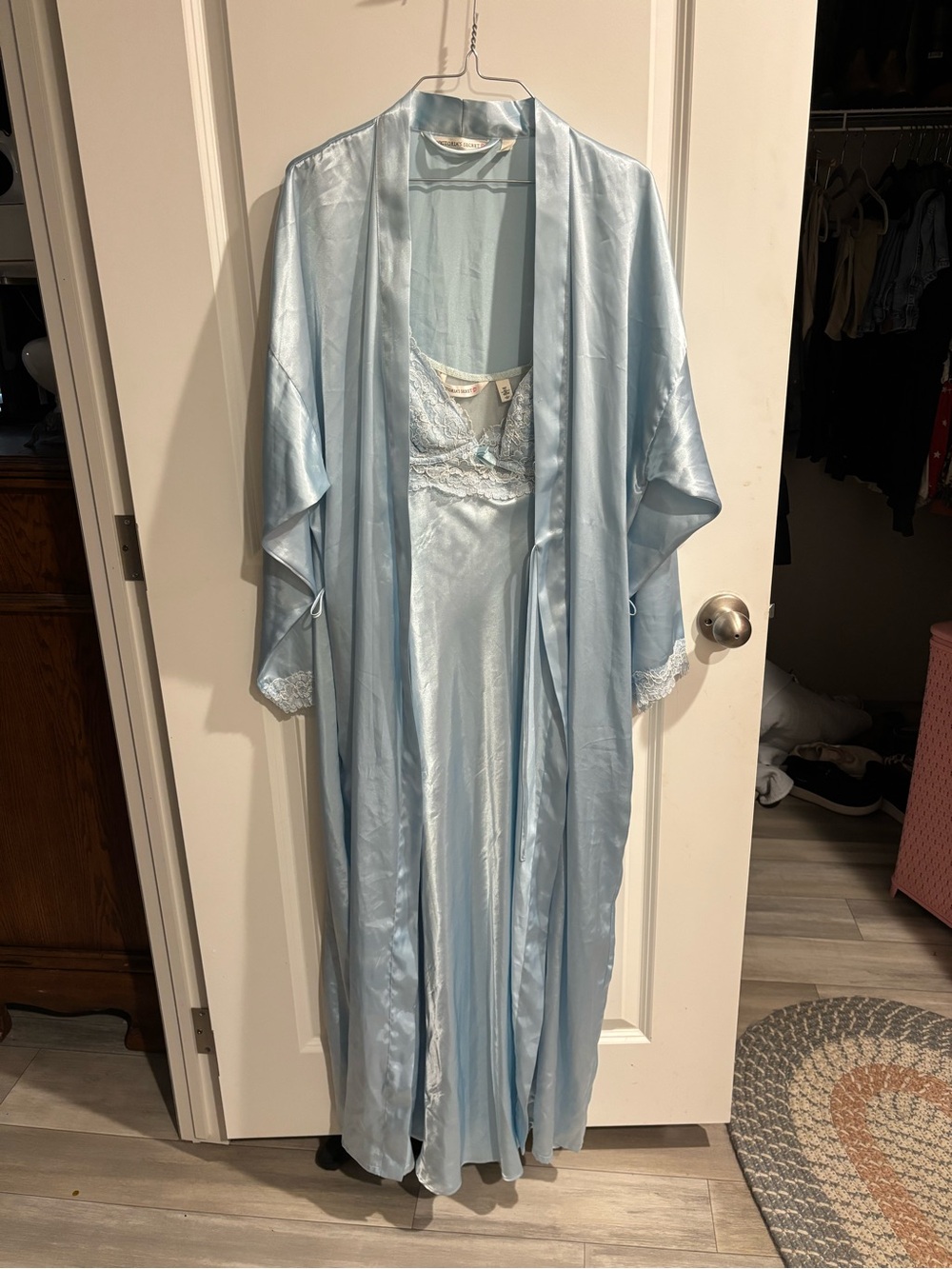 🩵 Victoria's Secret 2-Piece Satin & Lace Loungewear Set 🩵